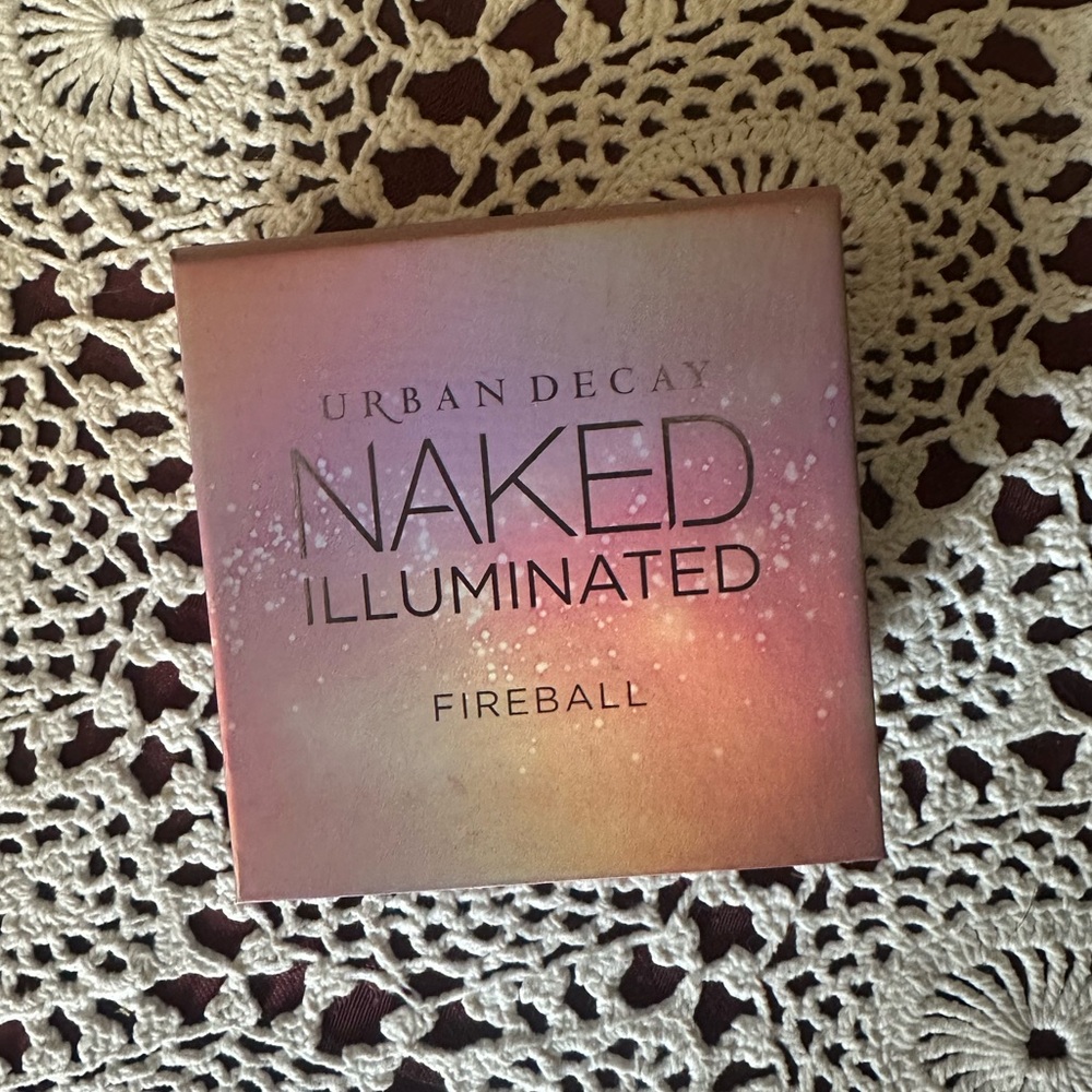 Urban Decay Naked Illuminated Body & Face Highlighter Fireball